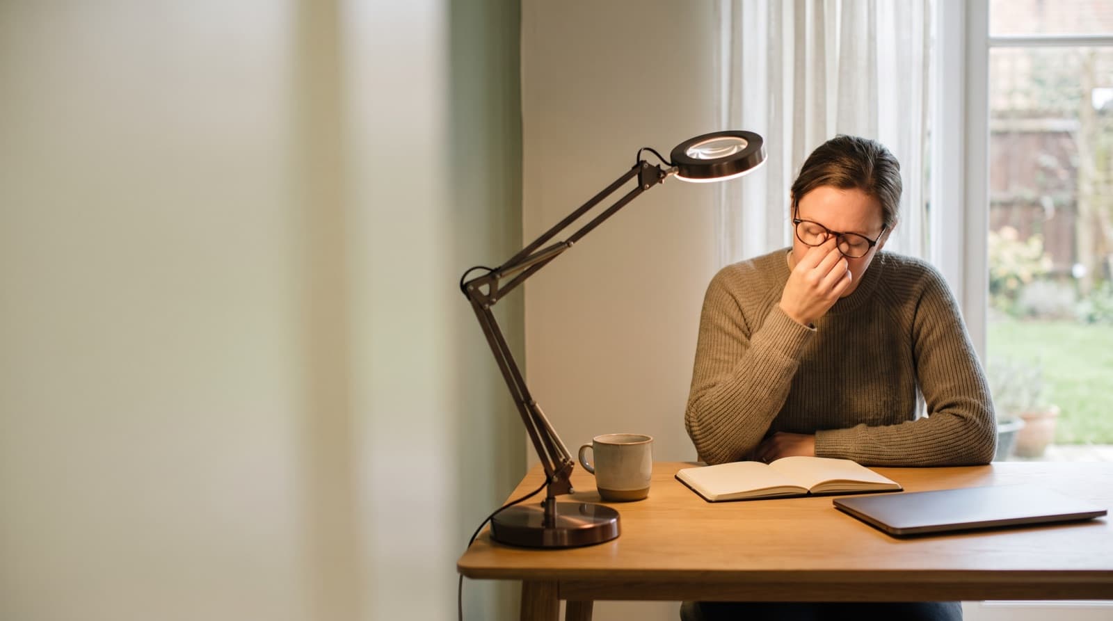 best desk lamp for eye strain in home office